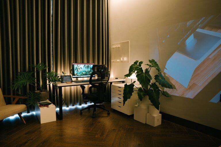 Tips for Creating a Relaxing Home Office Space to Boost Productivity and Comfort